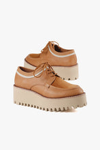 Load image into Gallery viewer, Tan Shoes with Beige Lug Soles