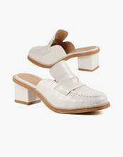 Load image into Gallery viewer, Block Heeled White Mules