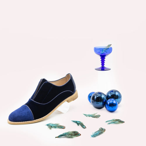 Women's Navy Velvet oxfords