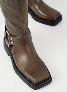 Brown Boots with Square Toes