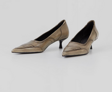 Load image into Gallery viewer, Beige Kitten Heel Pumps