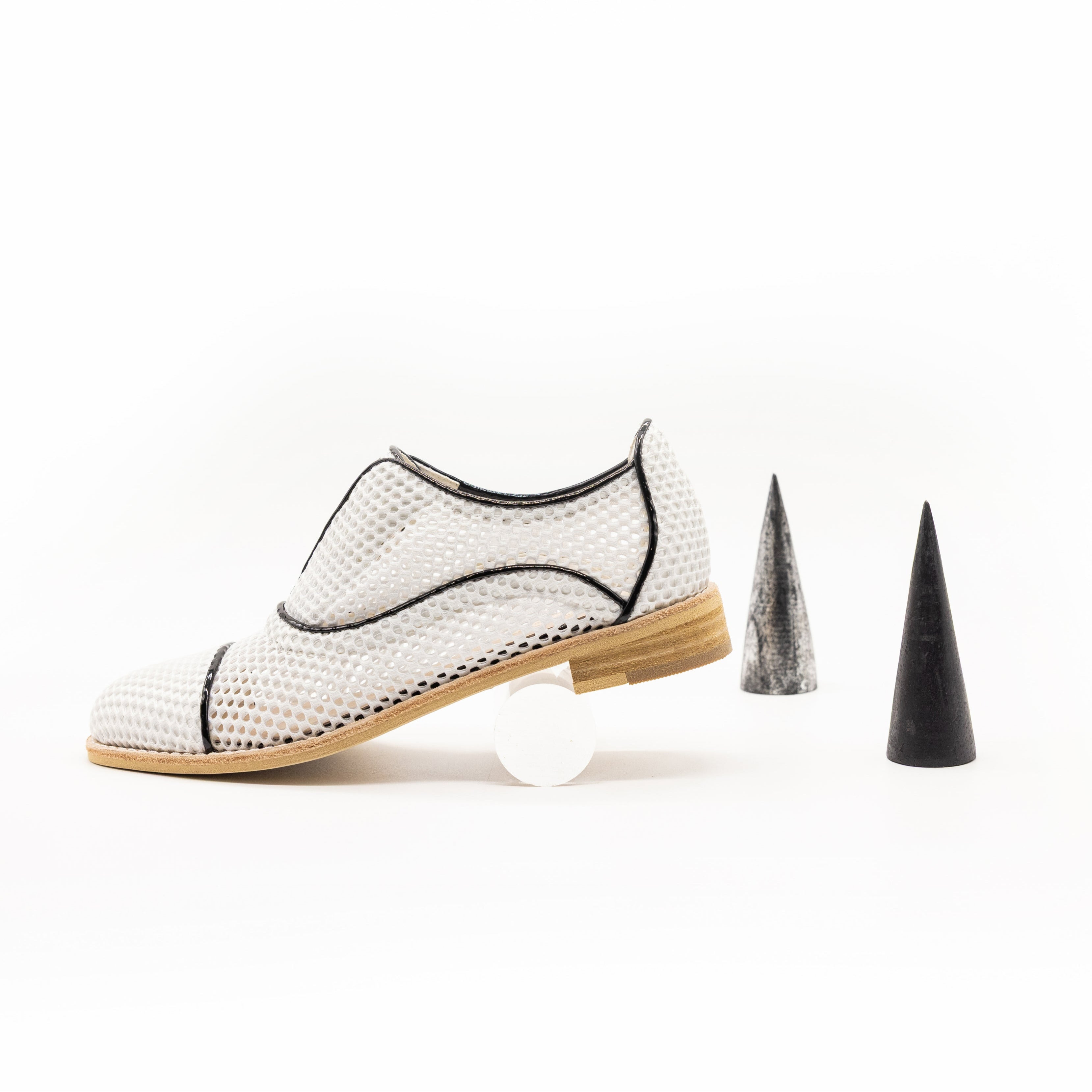 White Black Trim Mesh Oxfords