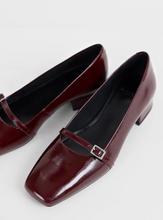 Load image into Gallery viewer, Square toe burgundy patent flat pumps