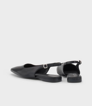 Load image into Gallery viewer, back view of adjustable straps