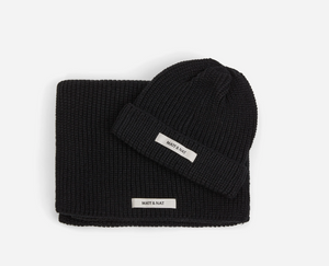WYNN Black Hat & Scarf Set
