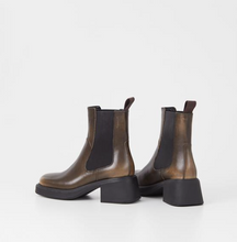 Load image into Gallery viewer, DORAH Brown Leather Boots