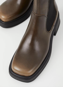 Square Toe Brown Chelsea Boots