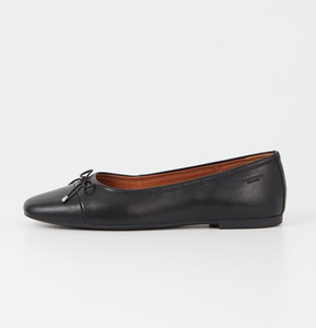 Black Leather Ballerina Flat Shoe