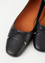 Load image into Gallery viewer, Black Ballerina Flats with Tied Bow