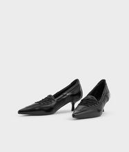 Load image into Gallery viewer, Black Pointy Toe Kitten Heels