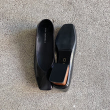 Load image into Gallery viewer, KIKO yuko imanishi Black Leather Flat Slip On Shoe