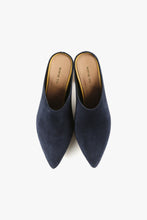 Load image into Gallery viewer, Pointy toe navy suede slip on shoes
