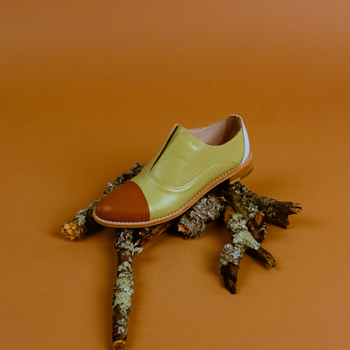 ROOT Green & Tan Leather Oxfords