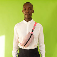 Load image into Gallery viewer, MONTREAL Lilac Leather Handbag