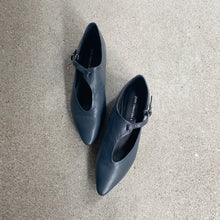 Load image into Gallery viewer, KOKO yuko imanishi Airforce Blue Leather Shoe