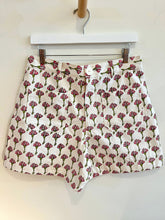 Load image into Gallery viewer, TULUM Cotton Floral Shorts