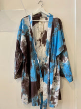 Load image into Gallery viewer, Batik Cotton Kimono