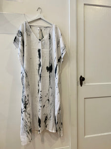 Linen Batik Kaftan