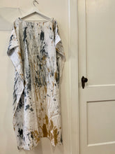 Load image into Gallery viewer, Linen Batik Kaftan