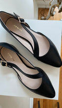 Load image into Gallery viewer, Classic Black Flat Shoes