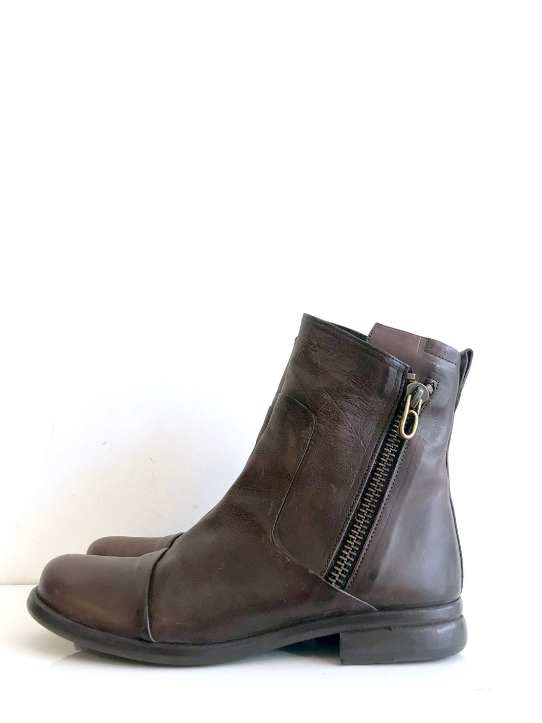 P-1170 BROWN Leather Ankle Boot