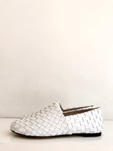 Load image into Gallery viewer, WOVEN KID - White Woven Leather Flat