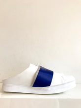 Load image into Gallery viewer, BANDED SNEAKER SLIDE