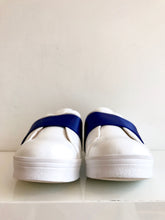 Load image into Gallery viewer, BANDED SNEAKER SLIDE