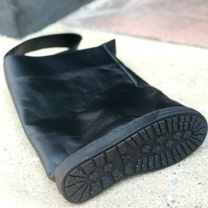 KOJI BLACK Leather Shoulder Bag
