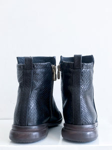 P-1341 P MONJO Black Leather & Snakeskin Ankle Boot