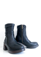 Load image into Gallery viewer, P-1348 P MONJO Black Leather Mid-Heel Boot