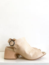 Load image into Gallery viewer, P-1324 Cream Cobra Sandal