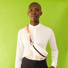 Load image into Gallery viewer, LONDON White Leather Handbag