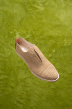 Load image into Gallery viewer, TRIANTAFYLLO Beige Suede And Red Patent Oxfords