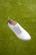 Load image into Gallery viewer, CREME ANGLAISE White Two-Tone Oxfords