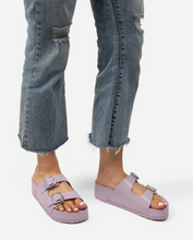 Load image into Gallery viewer, OLAYA Black Flatform Sandals