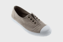 Load image into Gallery viewer, 106623 BEIGE - Canvas Slip on Shoes
