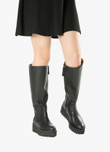 Load image into Gallery viewer, HIGH STRETCH FLATFORM Black Boots