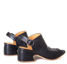 Load image into Gallery viewer, P-1324 Black Leather Sandal