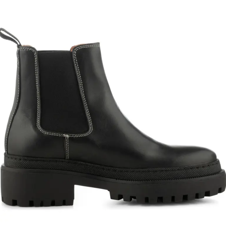 IONA All Black Chelsea Boots