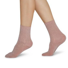 Load image into Gallery viewer, STELLA Shimmery Socks Rose