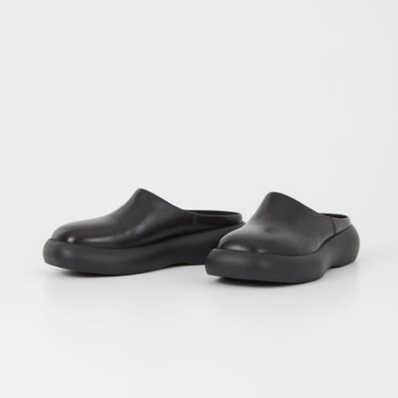 JANICK Black Leather Platform Mules